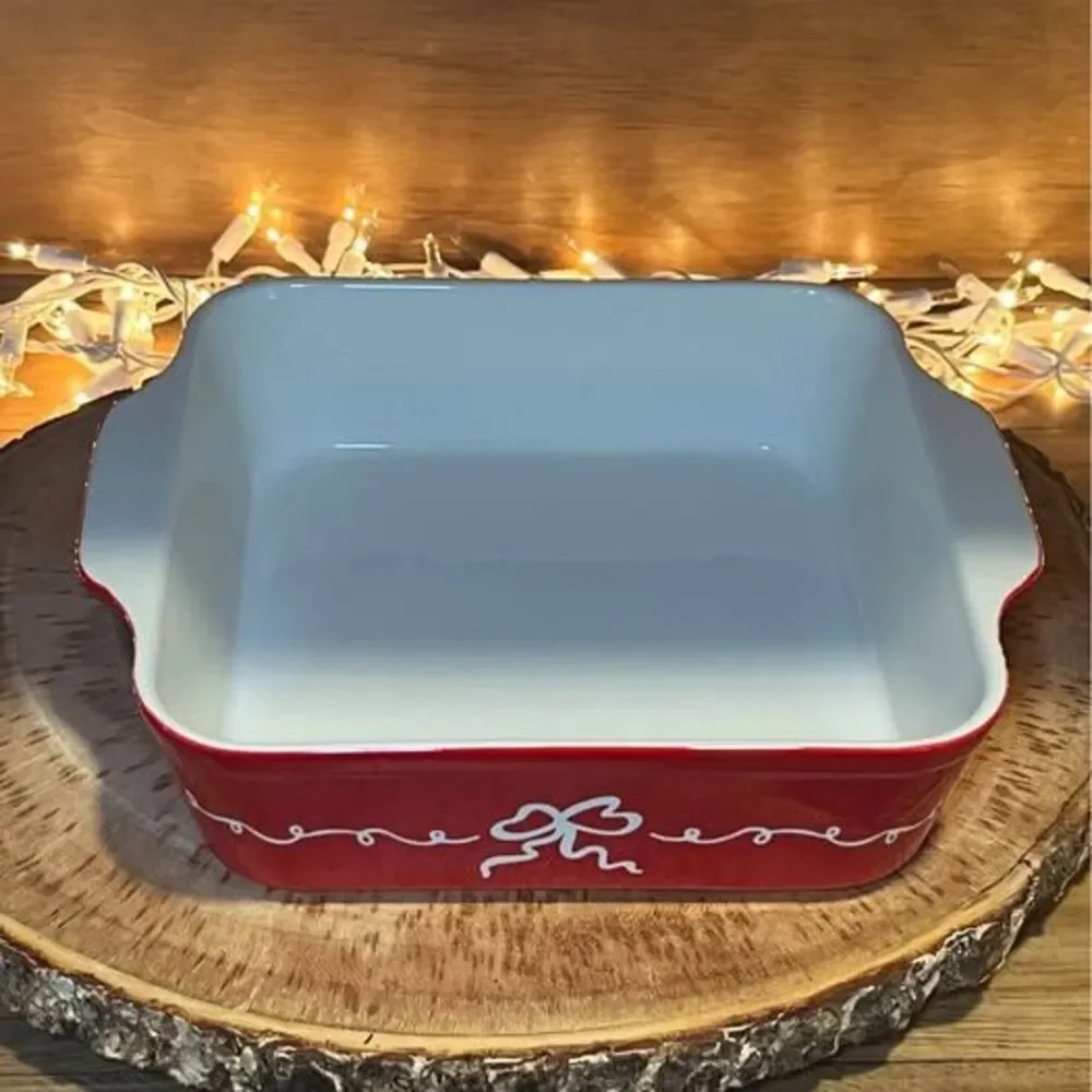 8” Ceramic Baking Dish Red bow NEW in box